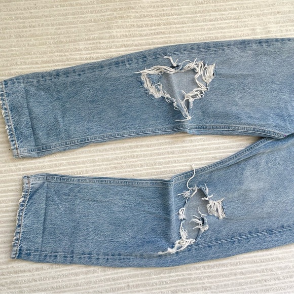 AGOLDE 90's Mid Rise Loose Fit Organic Cotton Jeans - Picture 4 of 9